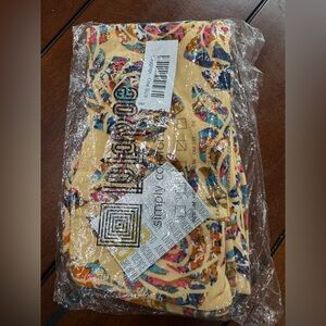 Lularoe One Size Rose yellow Leggings NEW